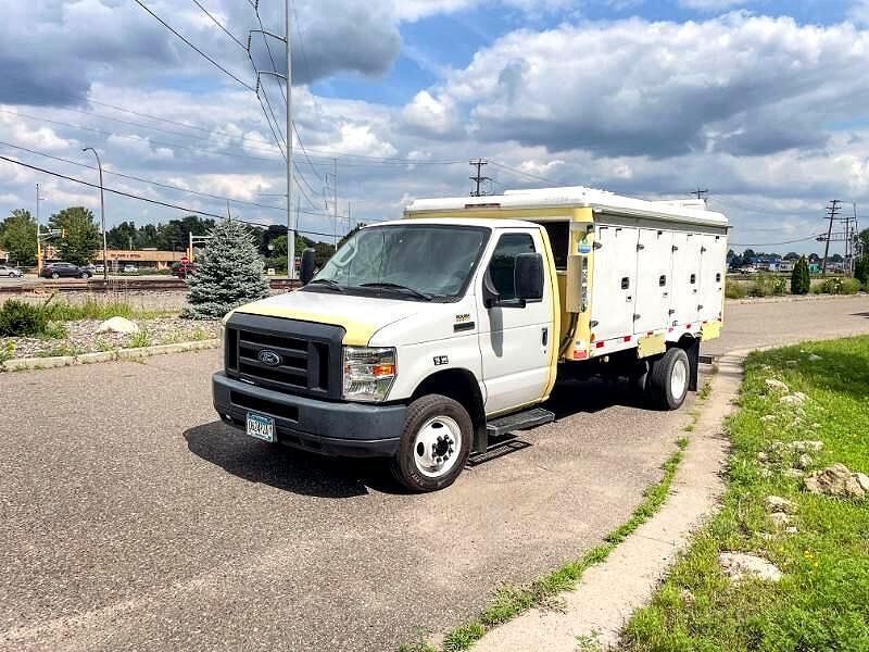 2018 FORD E-450