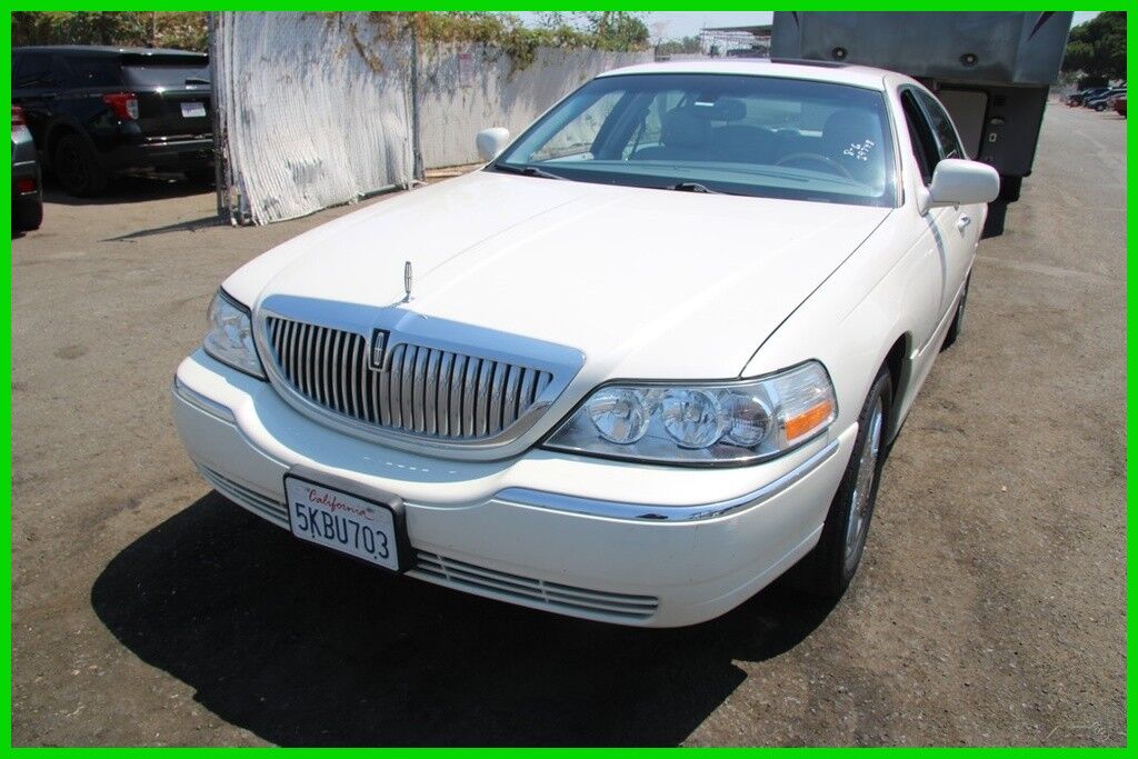 Lincoln Town Car