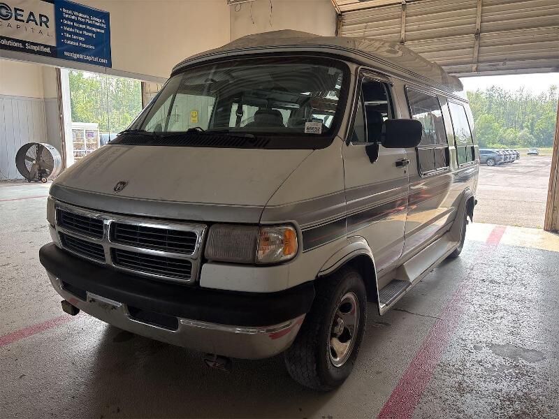 Dodge Ram Van