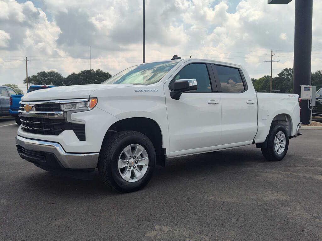 2025 CHEVROLET Silverado