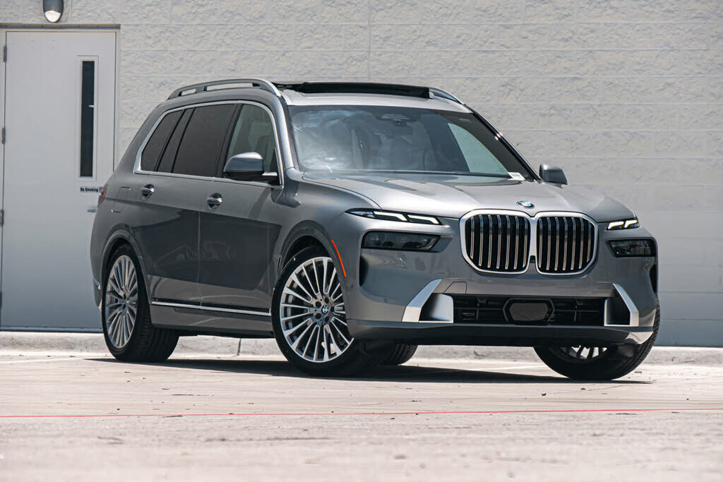 2025 BMW X7
