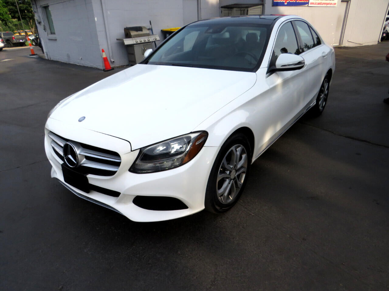 2016 Mercedes-Benz C-Class