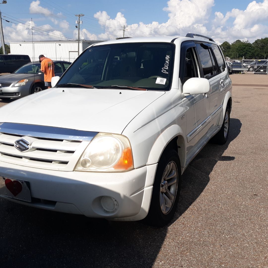 Suzuki XL7