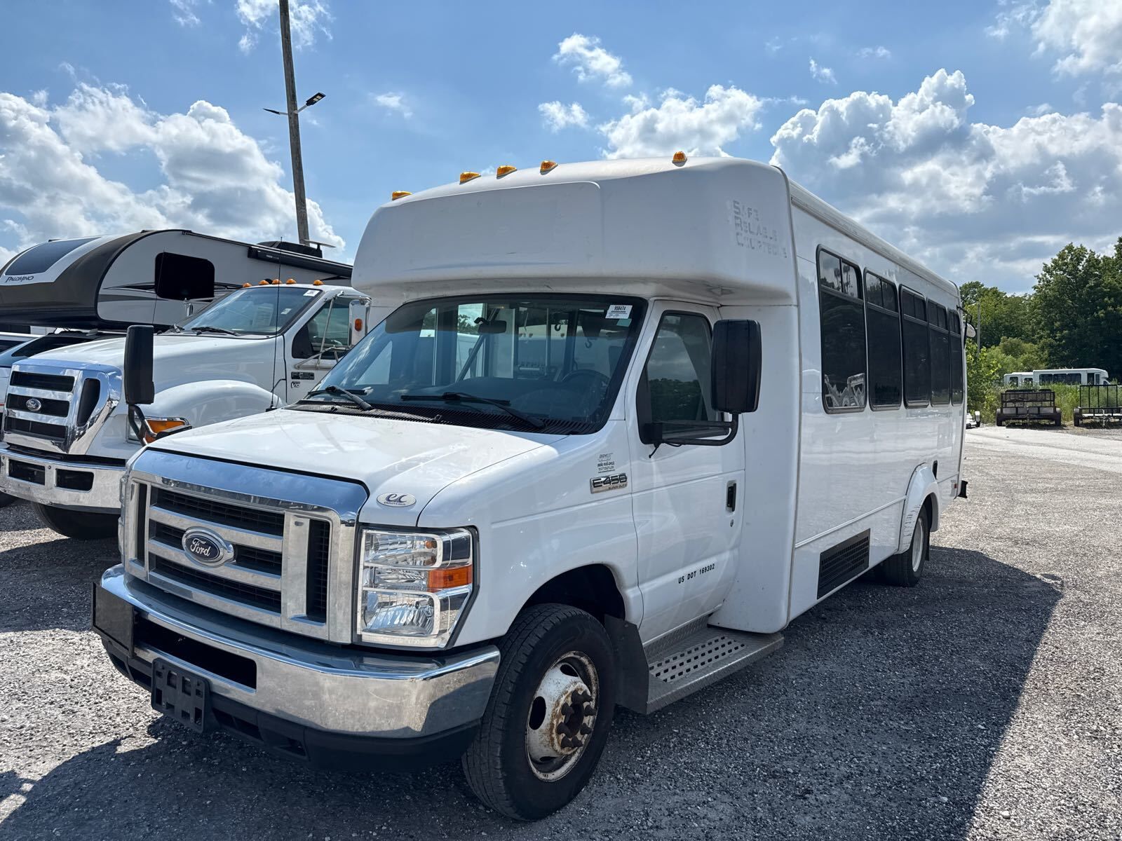 Ford E-450