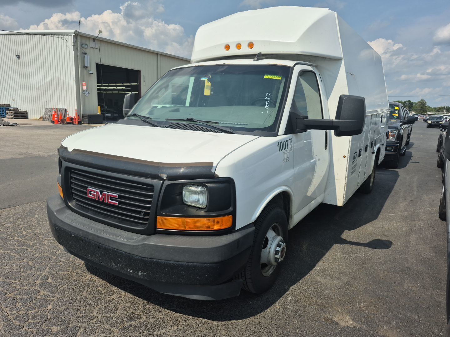 GMC Savana