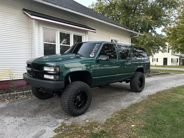 GMC Suburban