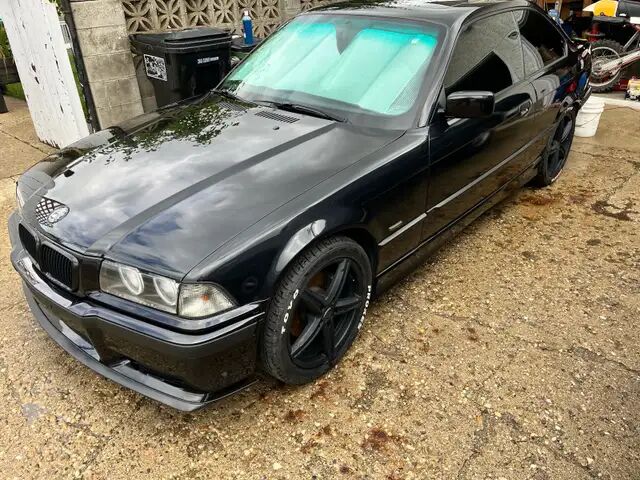 BMW 328iS