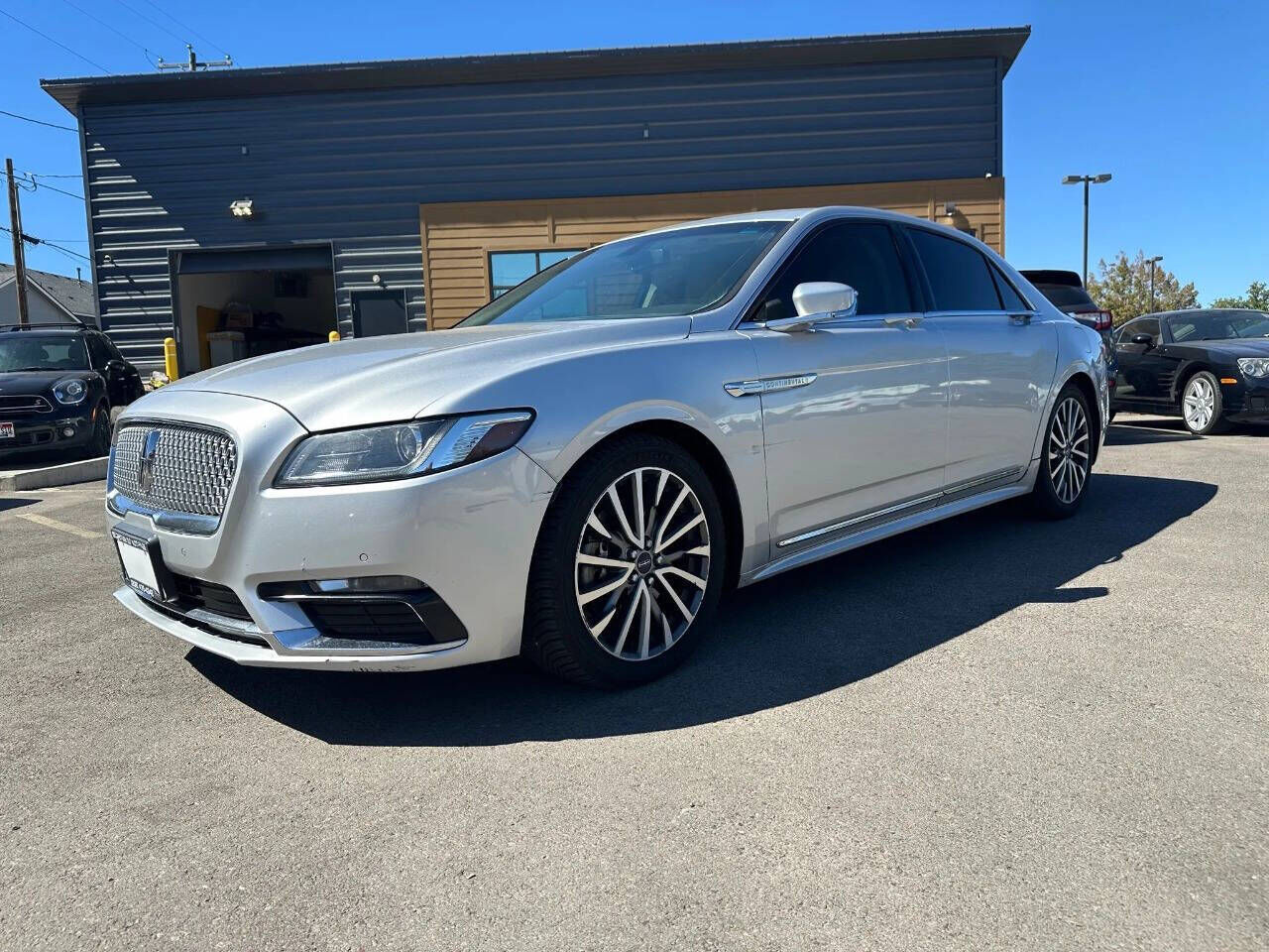 2017 LINCOLN Continental