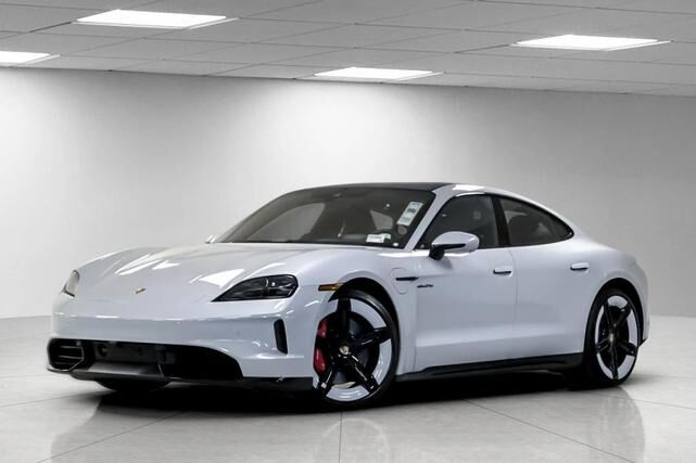 2025 PORSCHE Taycan