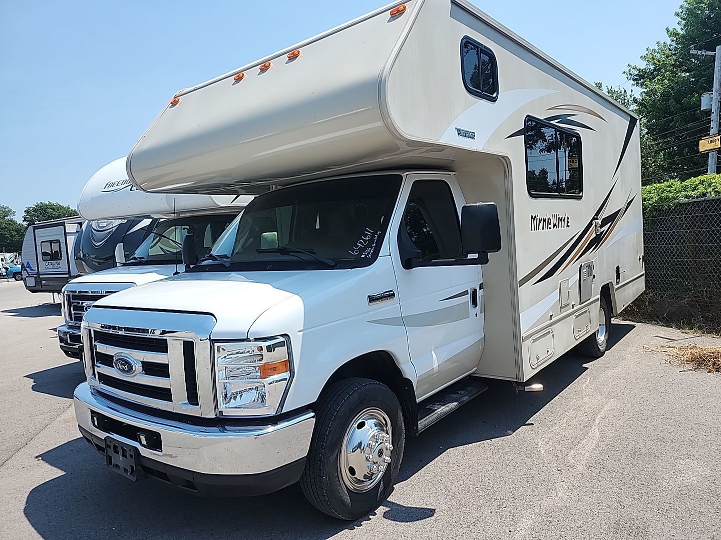 Ford E-350