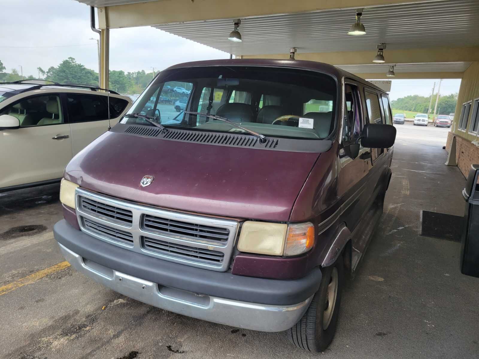 Dodge Ram Van