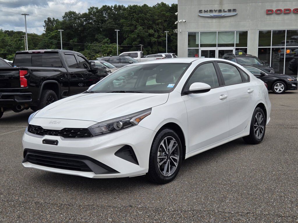 2024 KIA Forte