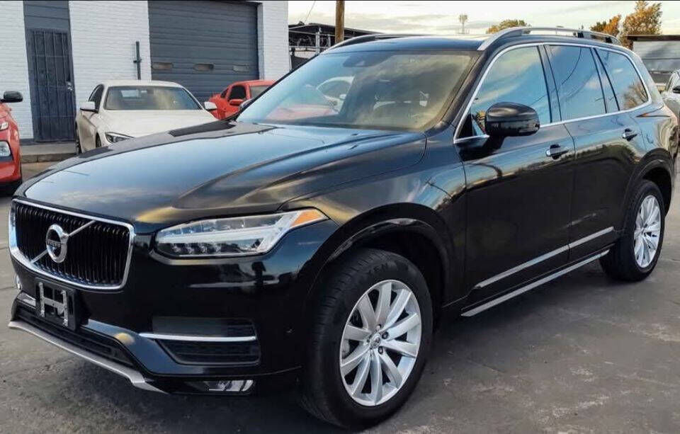 2017 VOLVO XC90