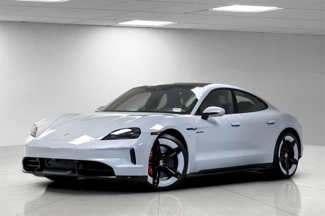 2025 PORSCHE Taycan