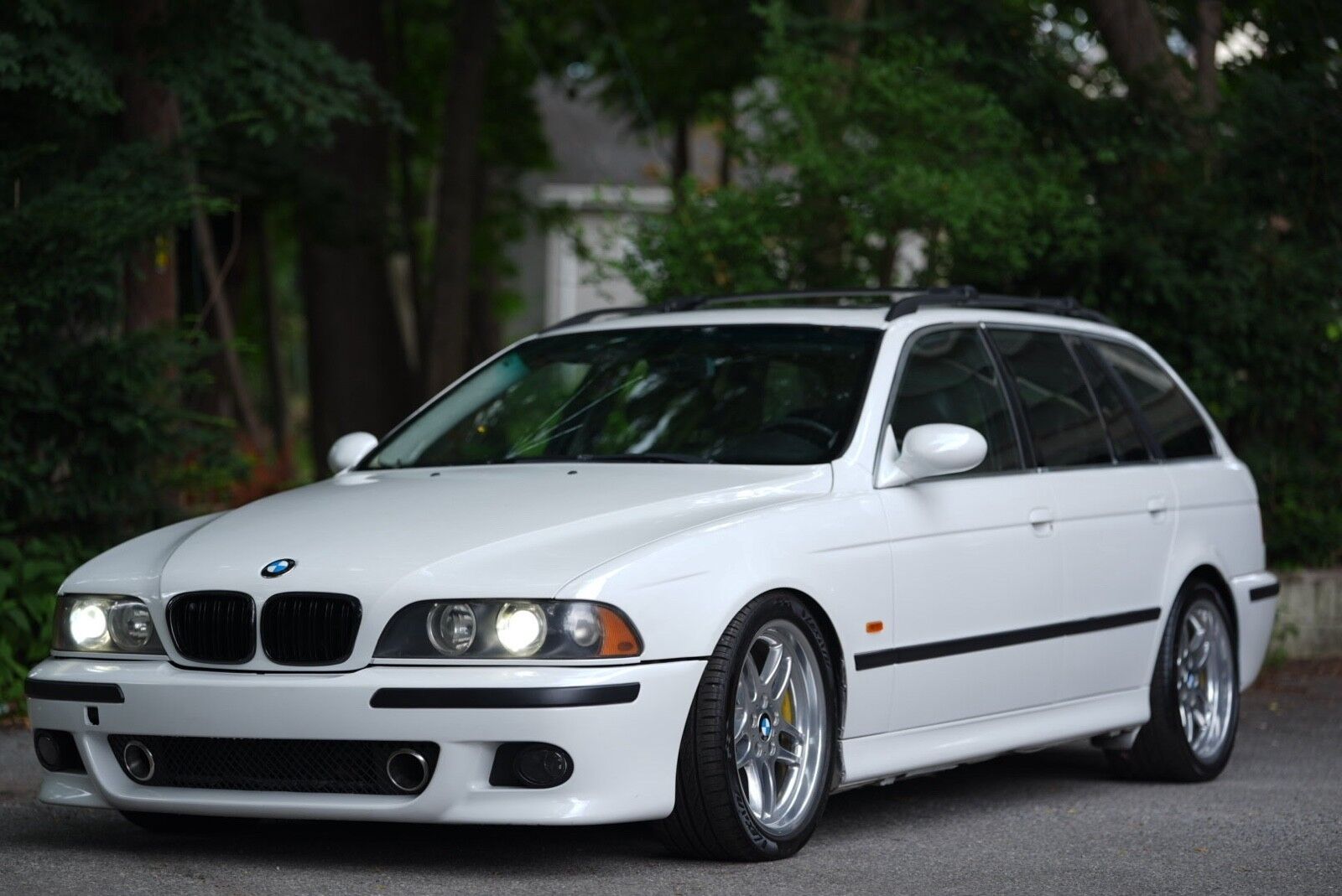 BMW 540i