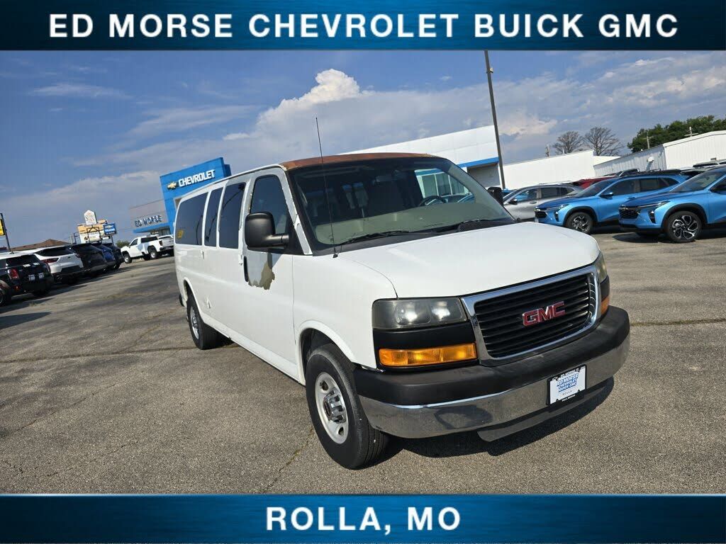 GMC Savana