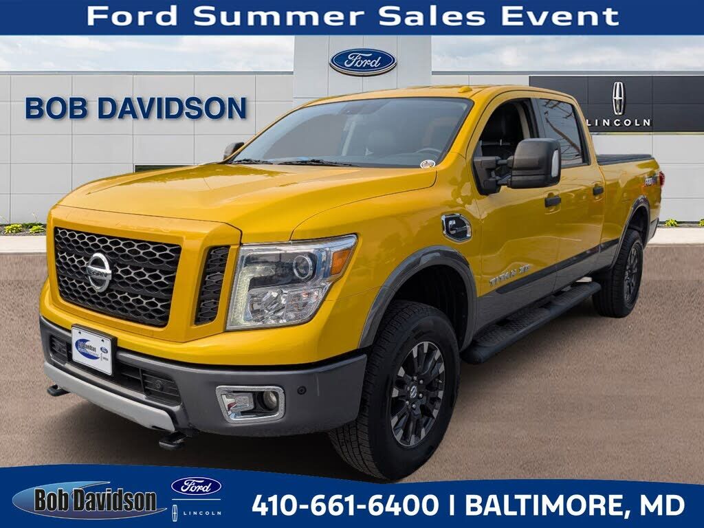 Nissan Titan