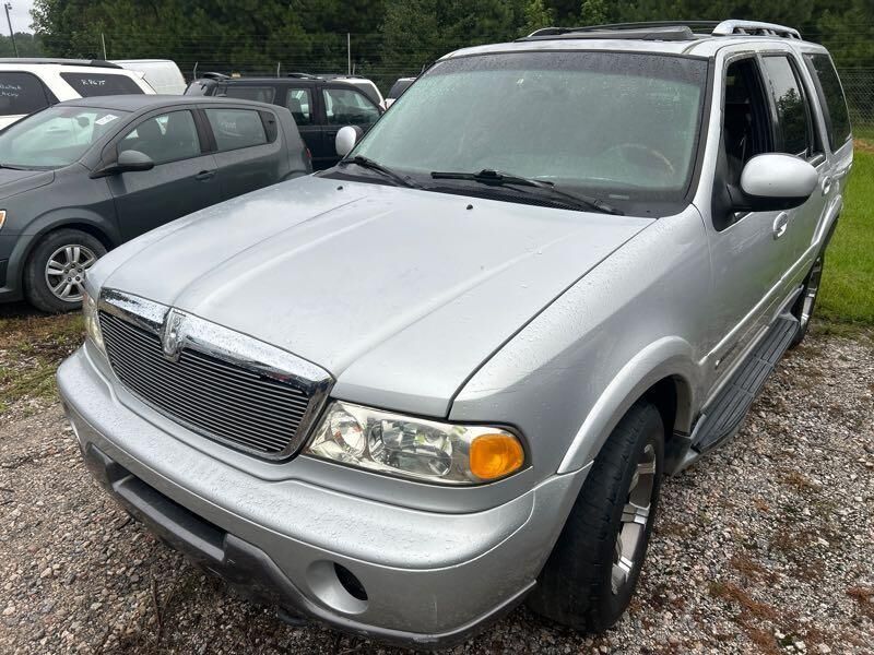 Lincoln Navigator