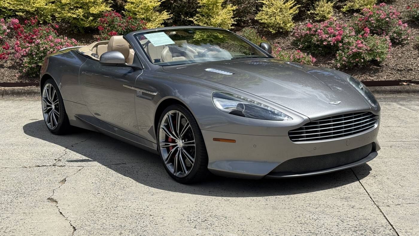 Aston Martin DB9
