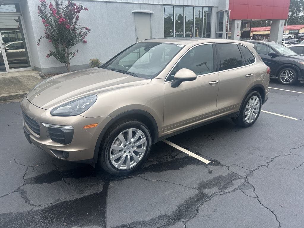 2018 PORSCHE Cayenne