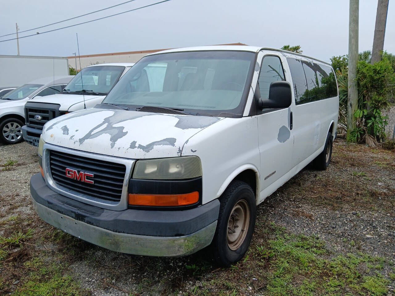 GMC Savana