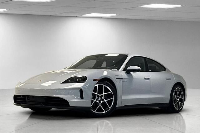 2025 PORSCHE Taycan