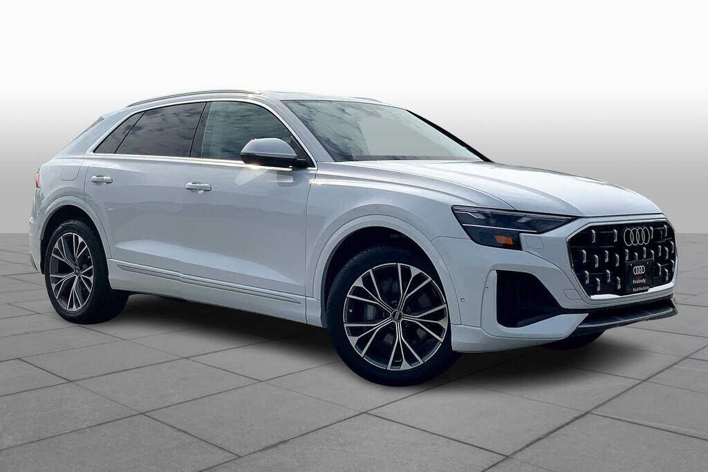 2025 Audi Q8