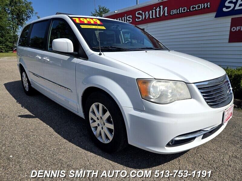 2014 CHRYSLER Town and Country