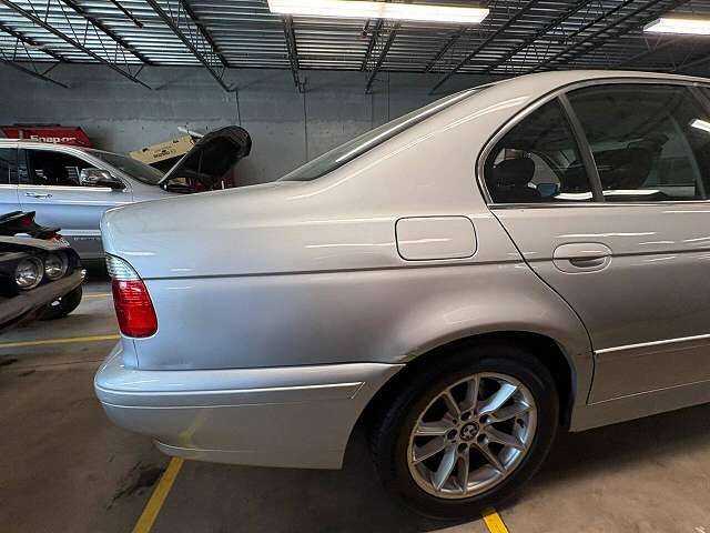 BMW 525i