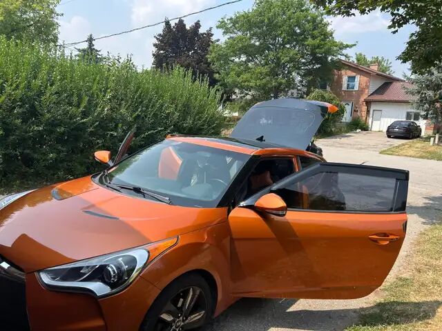 Hyundai Veloster