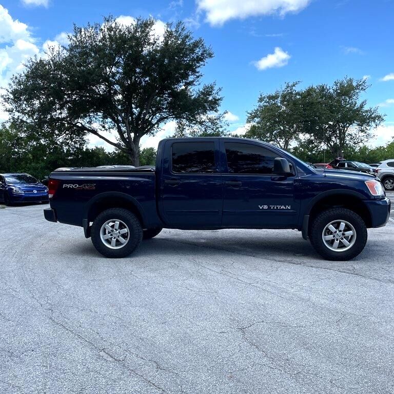 Nissan Titan
