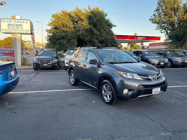 2015 TOYOTA RAV4