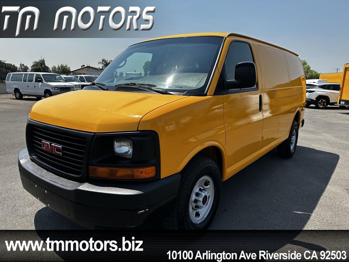 GMC Savana
