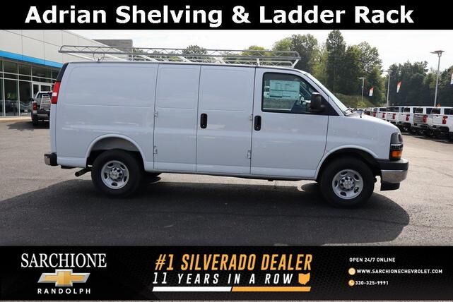 2025 CHEVROLET Express