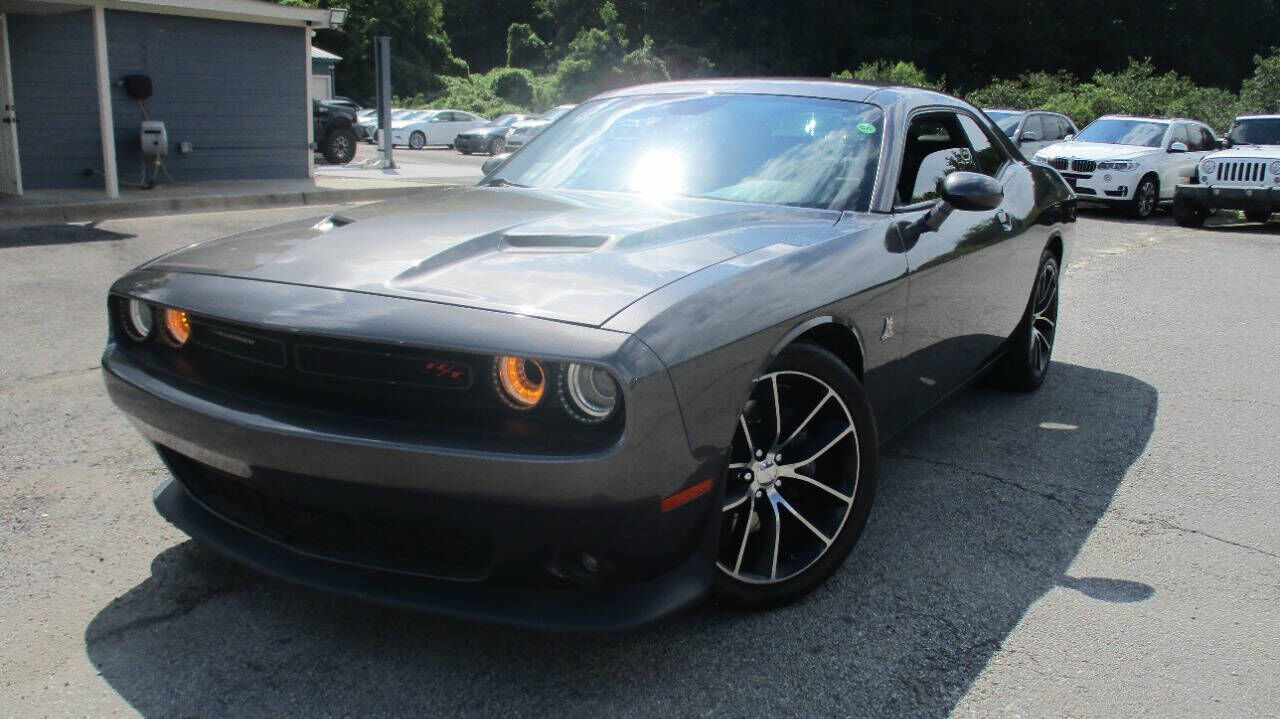 Dodge Challenger