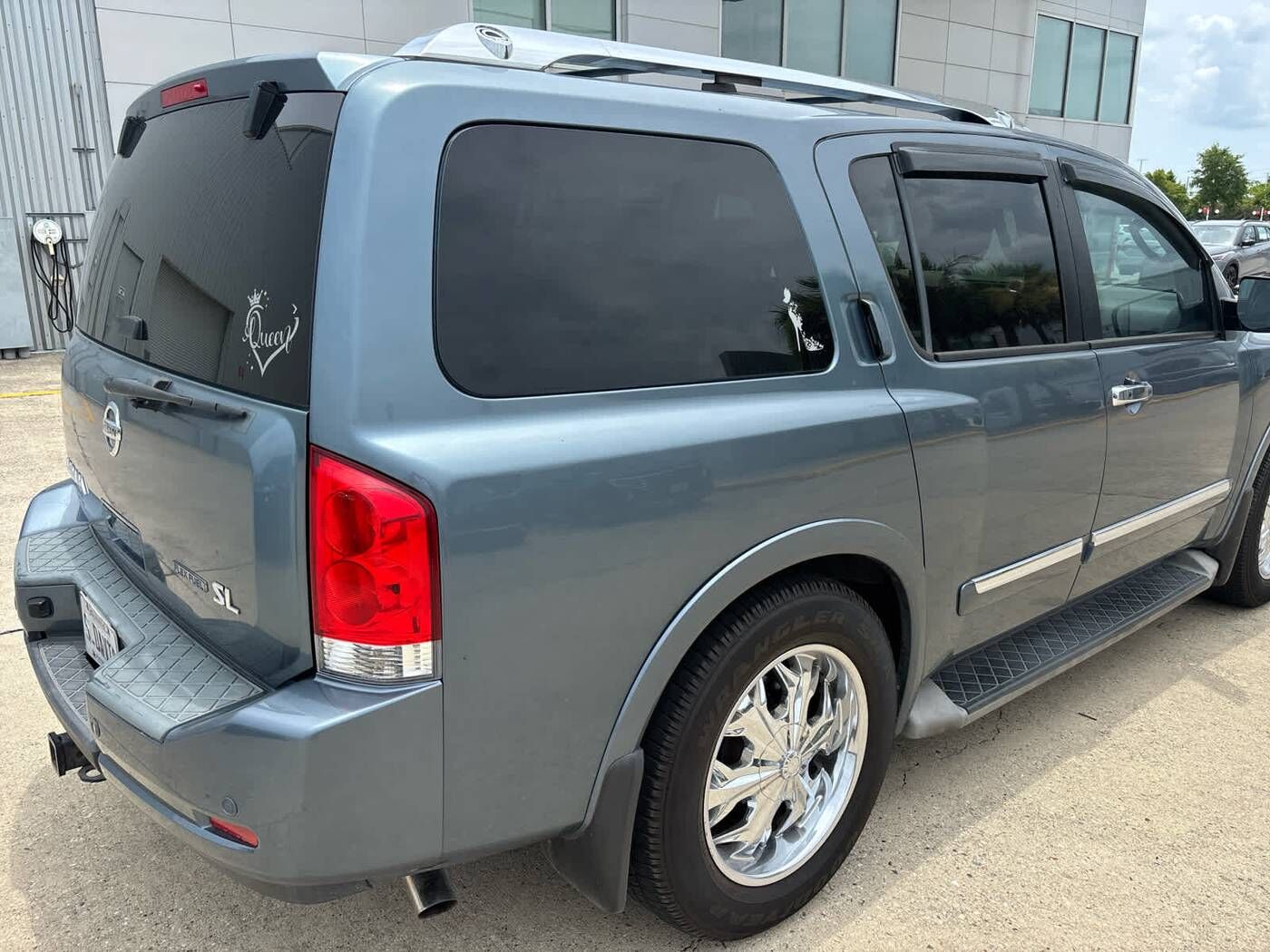 Nissan Armada