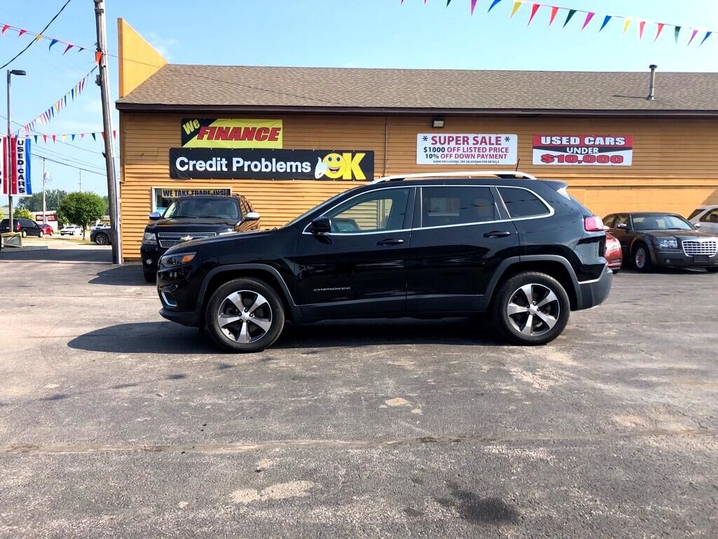 2019 JEEP Cherokee