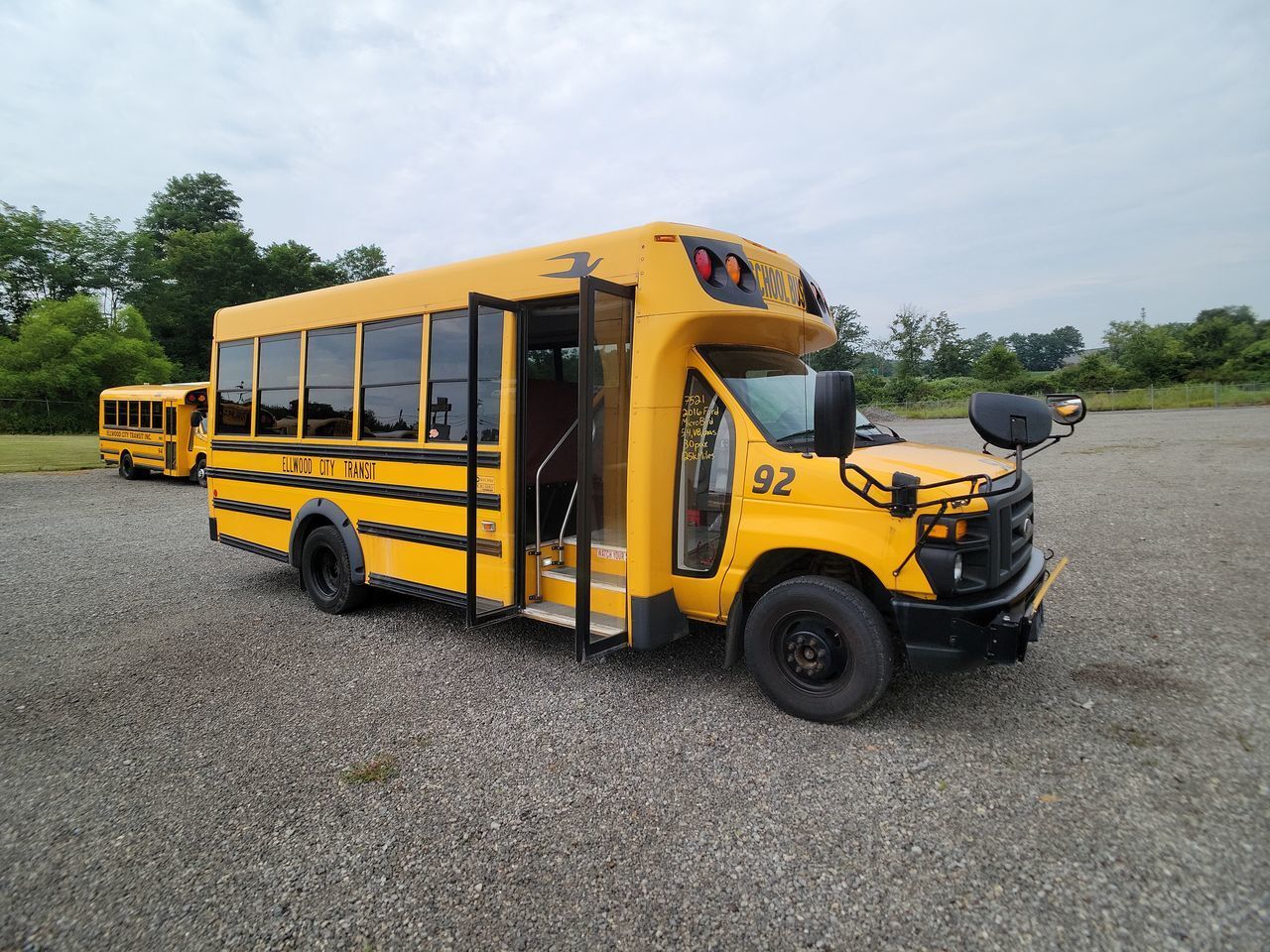 Ford E-450