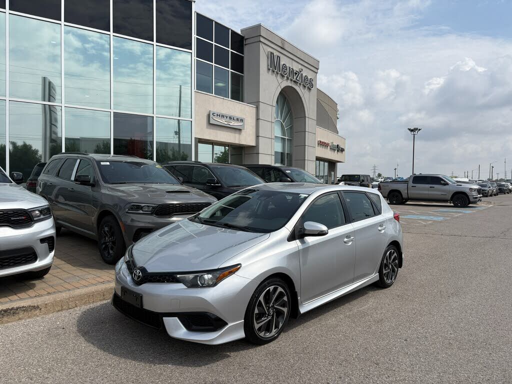 Toyota COROLLA iM
