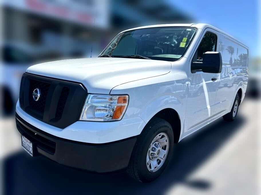 Nissan NV