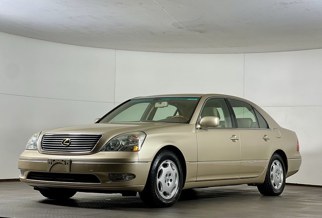 Lexus LS