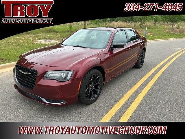 2019 CHRYSLER 300
