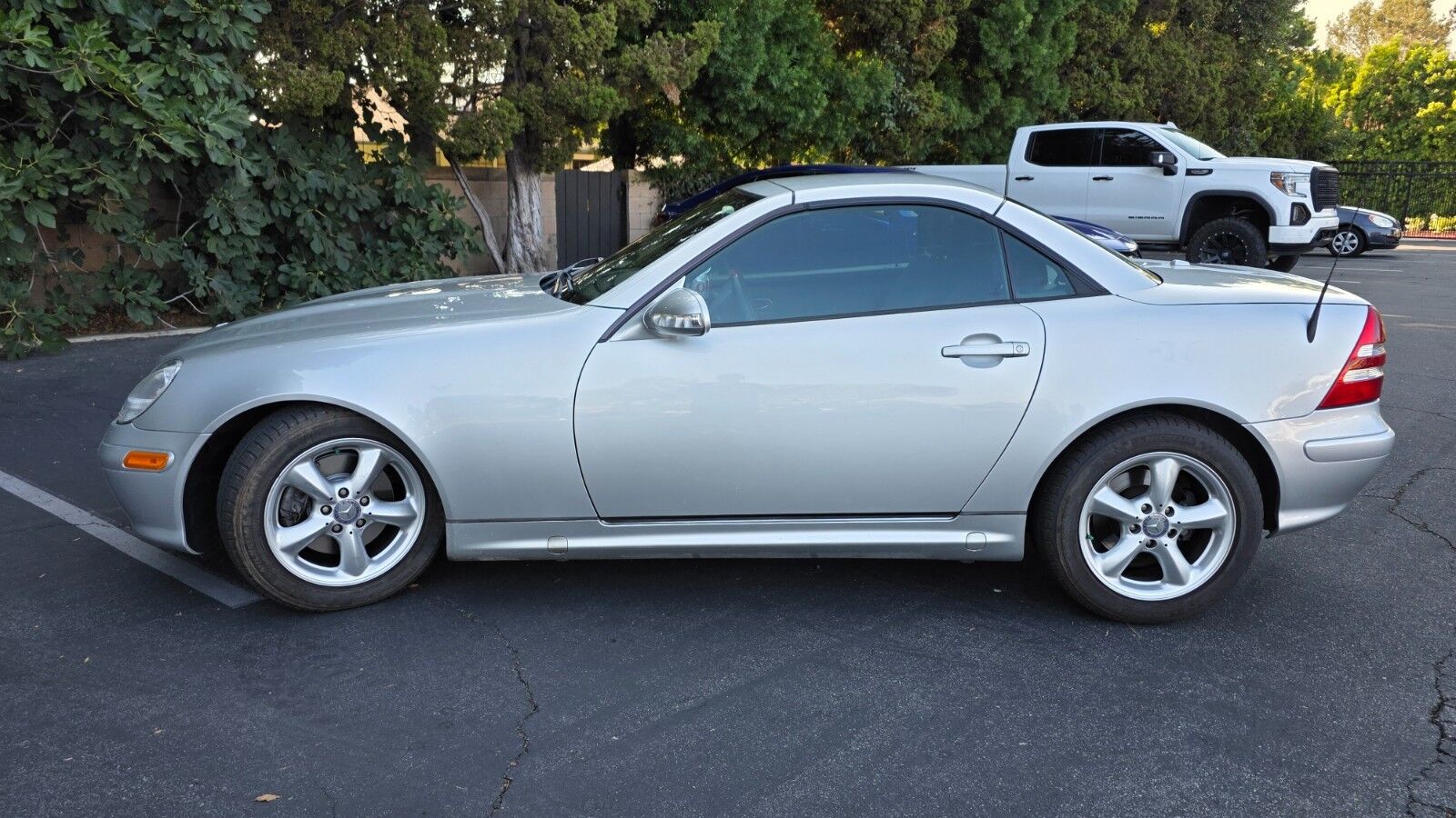 Mercedes-Benz SLK-Class