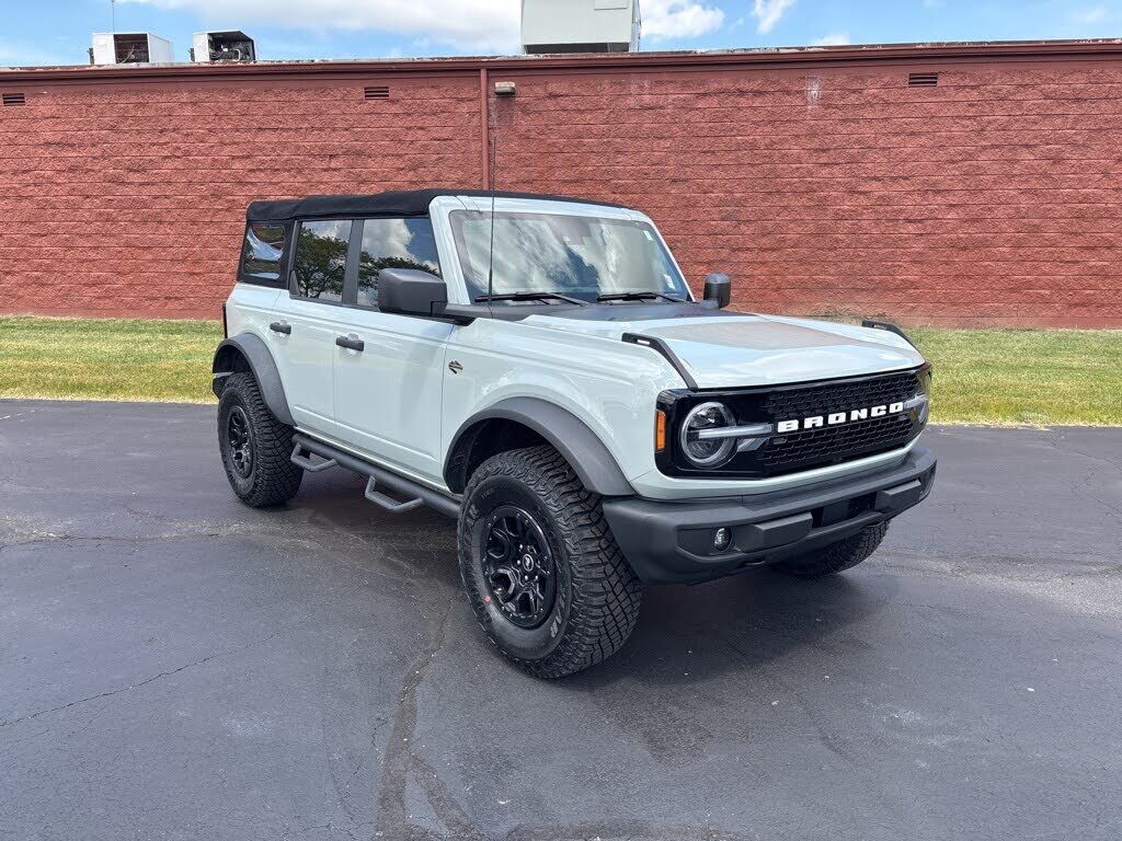 2022 FORD Bronco