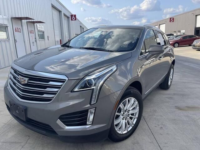 2017 CADILLAC XT5