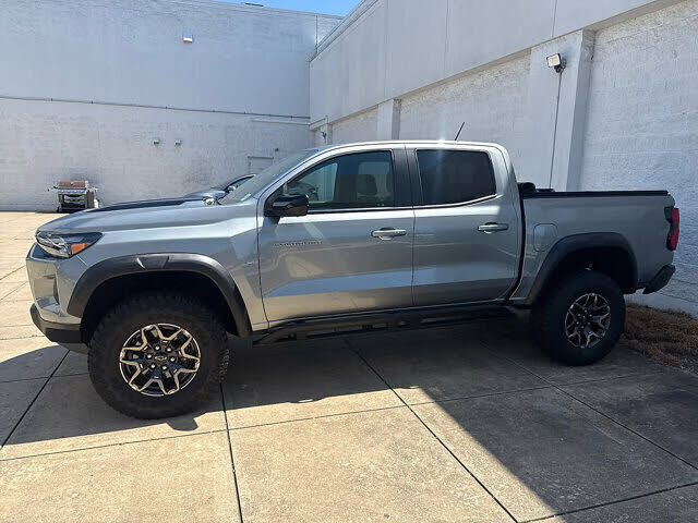 2024 CHEVROLET Colorado