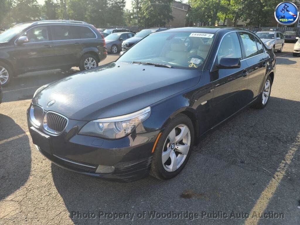 BMW 528i