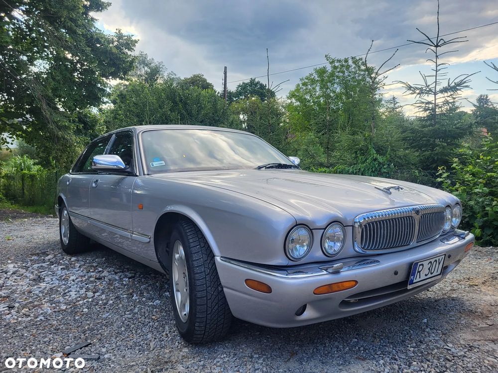Jaguar Vanden Plas