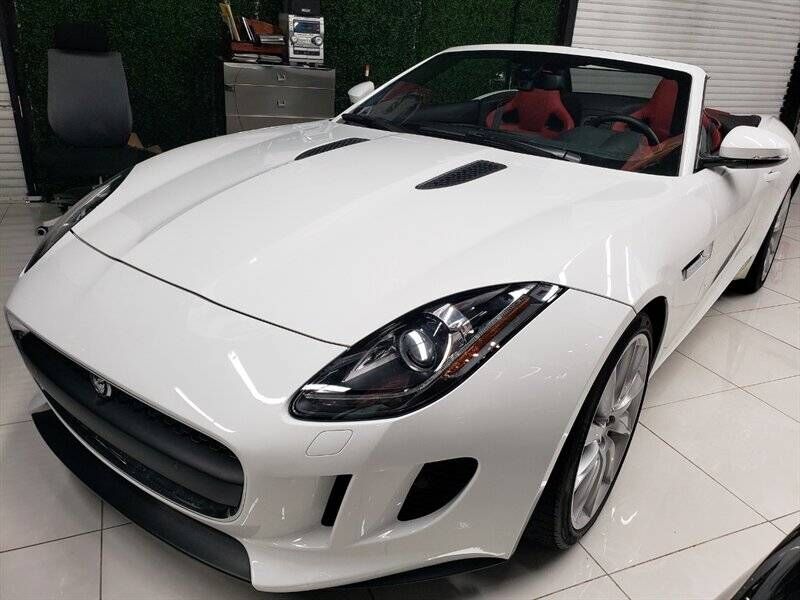 Jaguar F-Type