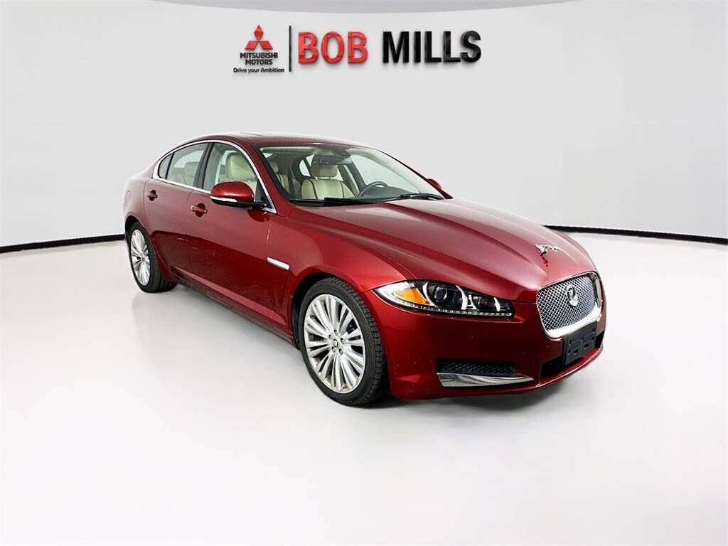 Jaguar XF